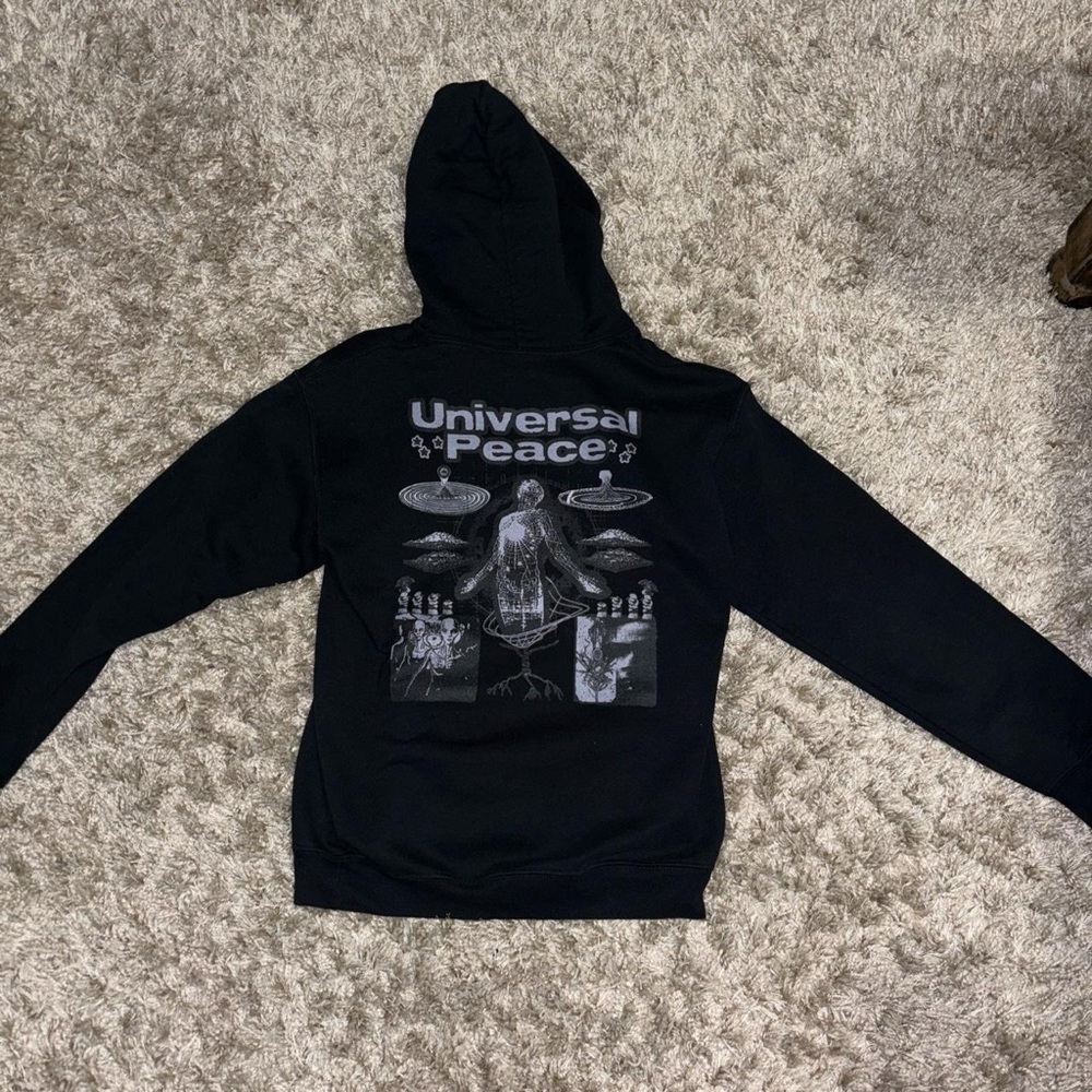Universal peace Hoodie / Size small/medium Men’s